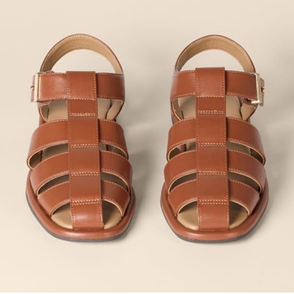 Amazon Essentials Women's Closed Toe Fisherman Sandals, Tan, 7.5